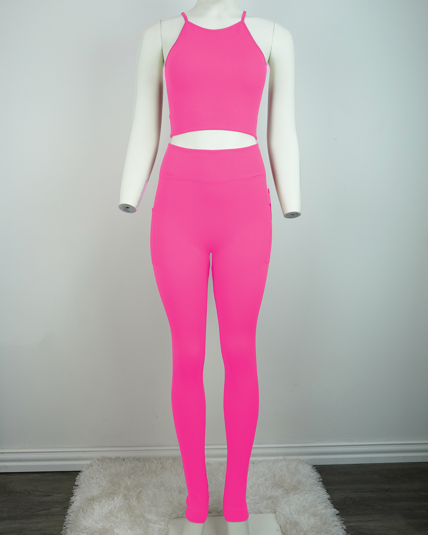 Seamless Ribbed Yoga Set: High-Stretch Crop Top & Legging w/ Pockets (Polyester-Spandex)
