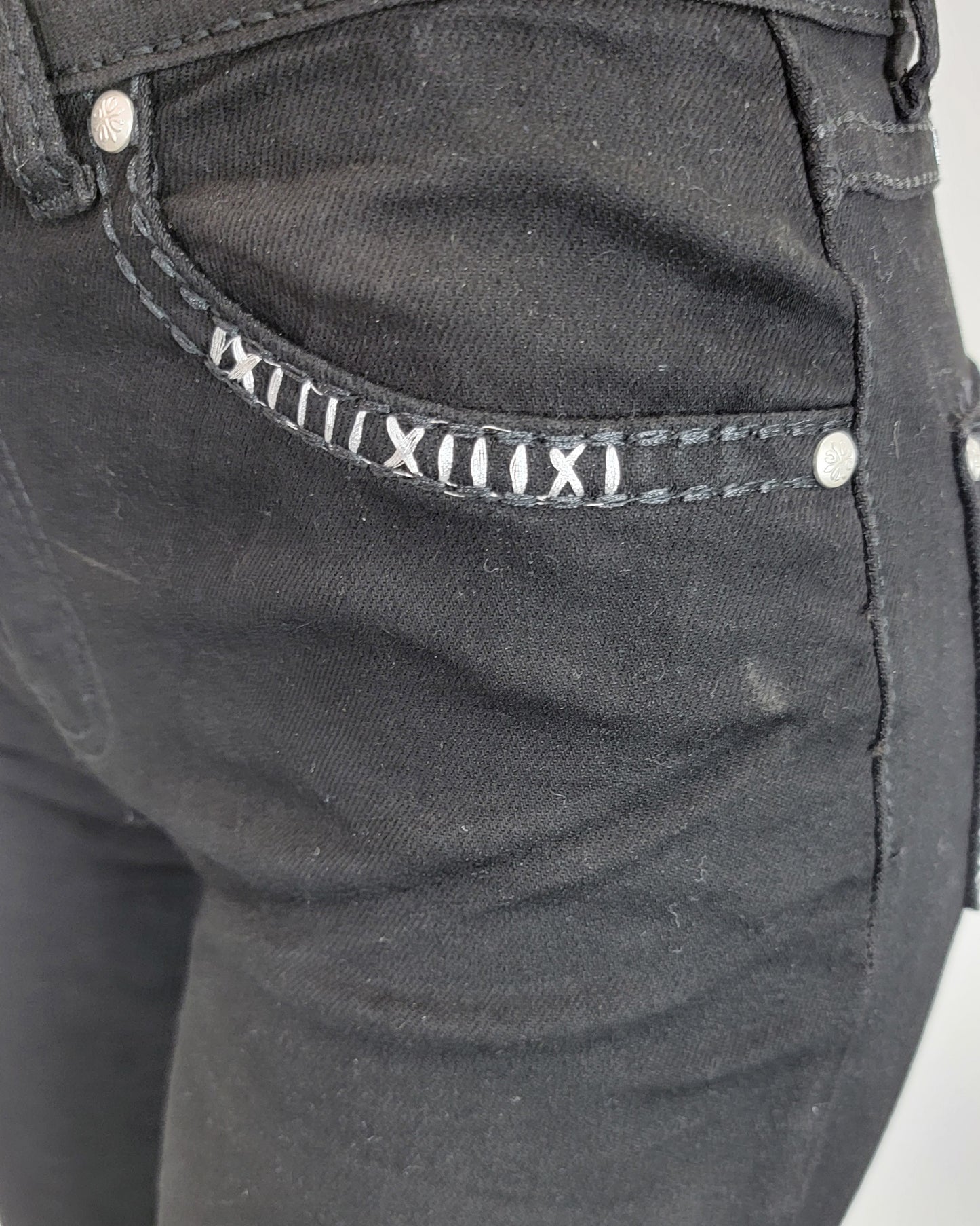 Women's Embroidered Design Black Jeans
